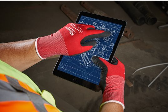 https://www.workwear.co.uk/user/products/large/milwaukee-winter-thermal-protection-3.png