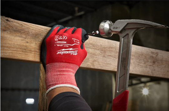 https://www.workwear.co.uk/user/products/large/milwaukee-winter-thermal-protection-4.png